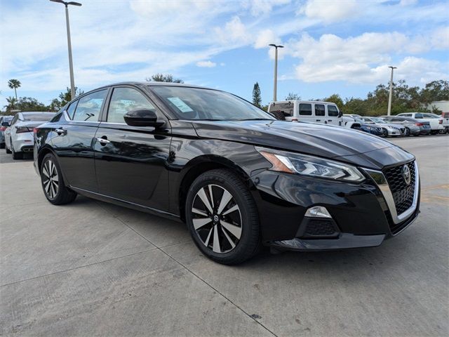 2021 Nissan Altima 2.5 SV