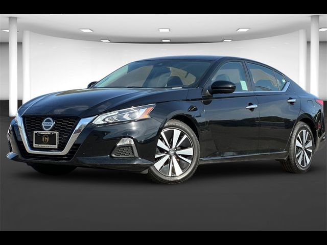 2021 Nissan Altima 2.5 SV