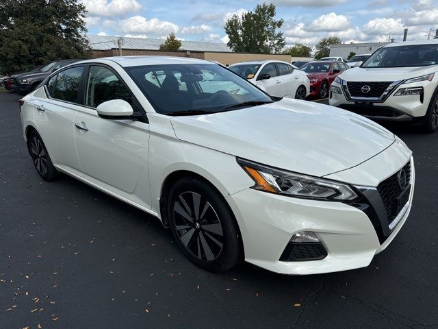 2021 Nissan Altima 2.5 SV