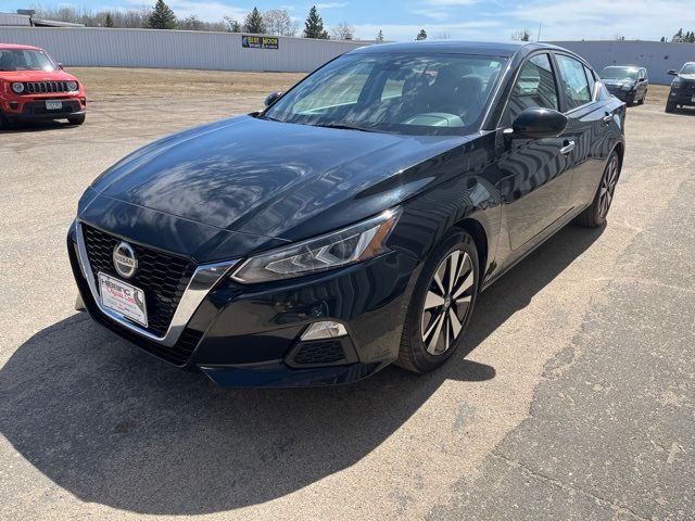 2021 Nissan Altima 2.5 SV