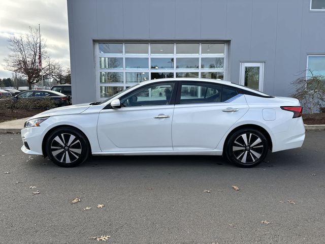 2021 Nissan Altima 2.5 SV