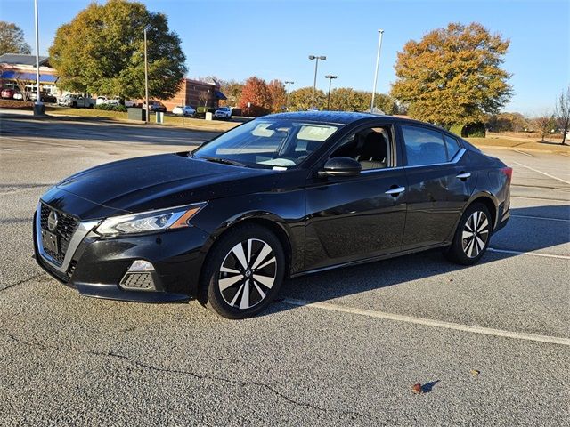 2021 Nissan Altima 2.5 SV