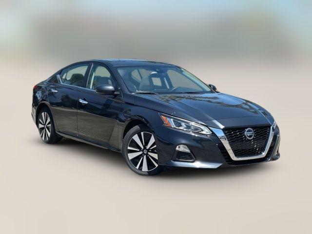 2021 Nissan Altima 2.5 SV