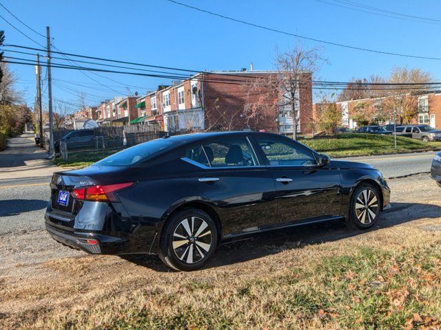 2021 Nissan Altima 2.5 SV