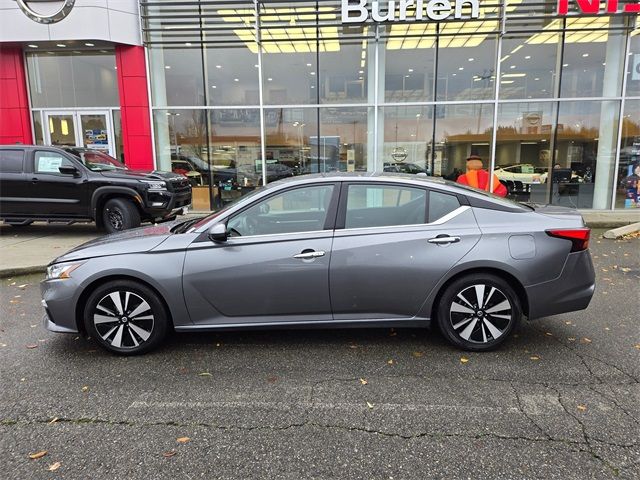 2021 Nissan Altima 2.5 SV