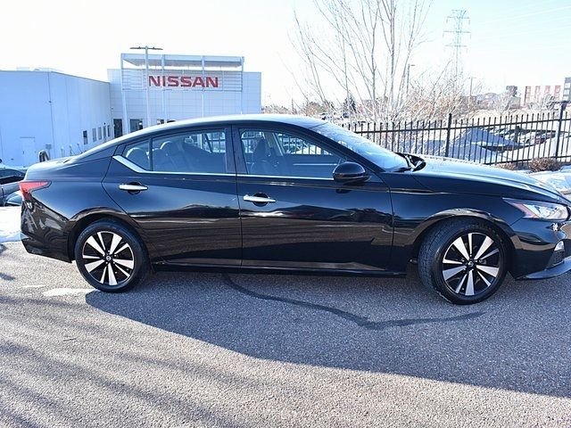 2021 Nissan Altima 2.5 SV