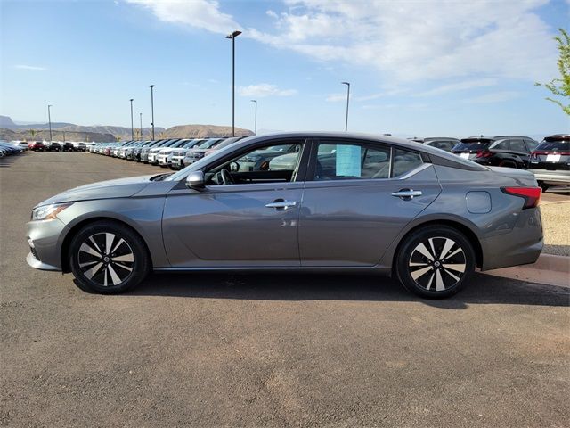 2021 Nissan Altima 2.5 SV