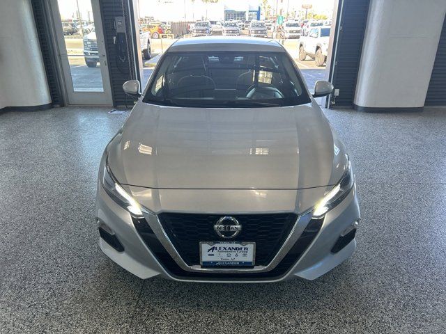 2021 Nissan Altima 2.5 SV