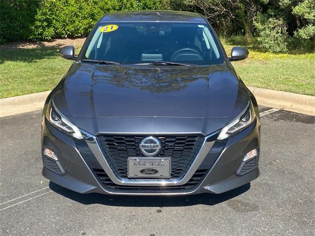 2021 Nissan Altima 2.5 SV