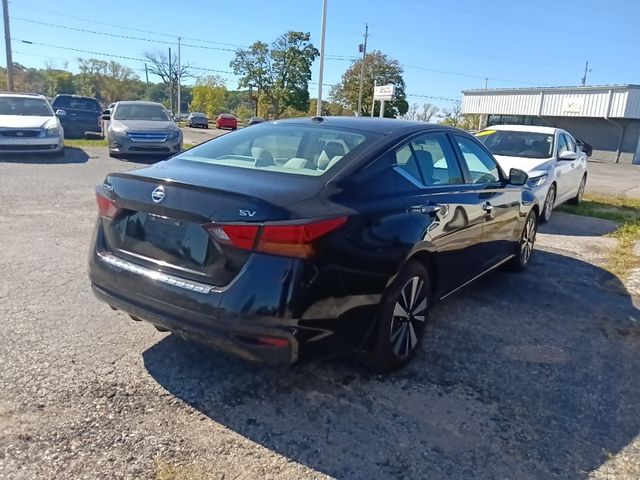 2021 Nissan Altima 2.5 SV