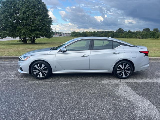 2021 Nissan Altima 2.5 SV