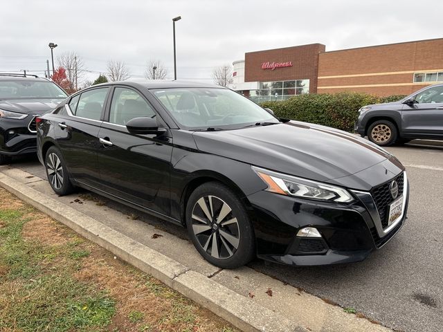 2021 Nissan Altima 2.5 SV