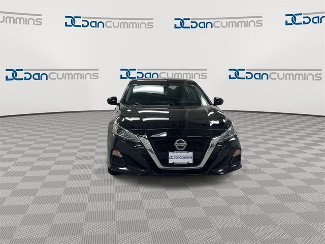 2021 Nissan Altima 2.5 SV