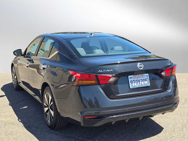 2021 Nissan Altima 2.5 SV