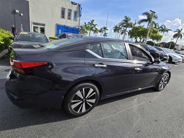 2021 Nissan Altima 2.5 SV