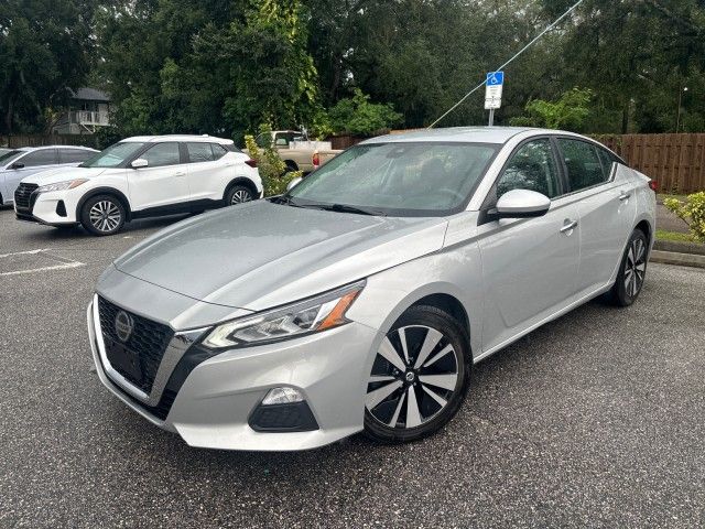 2021 Nissan Altima 2.5 SV