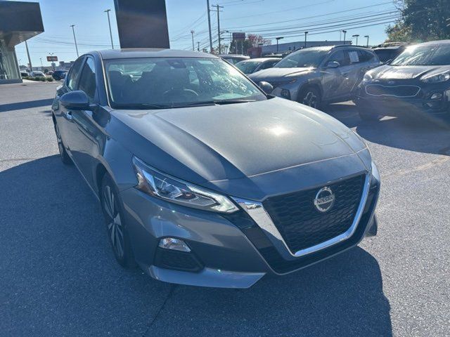 2021 Nissan Altima 2.5 SV