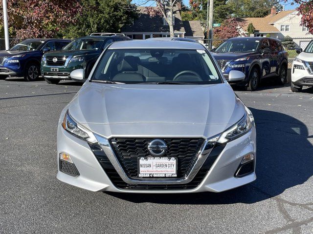 2021 Nissan Altima 2.5 SV