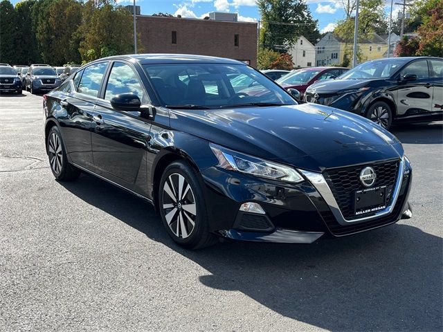 2021 Nissan Altima 2.5 SV