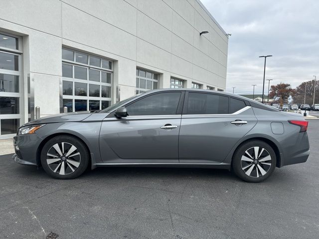 2021 Nissan Altima 2.5 SV