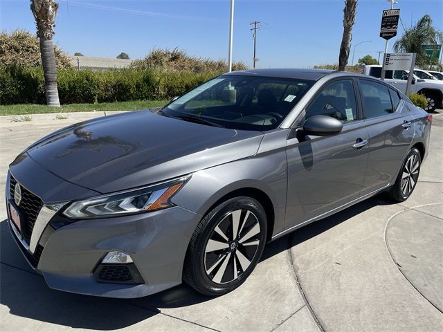 2021 Nissan Altima 2.5 SV