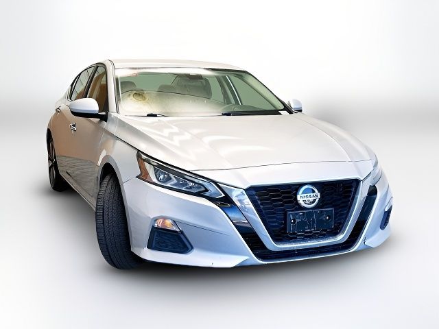 2021 Nissan Altima 2.5 SV