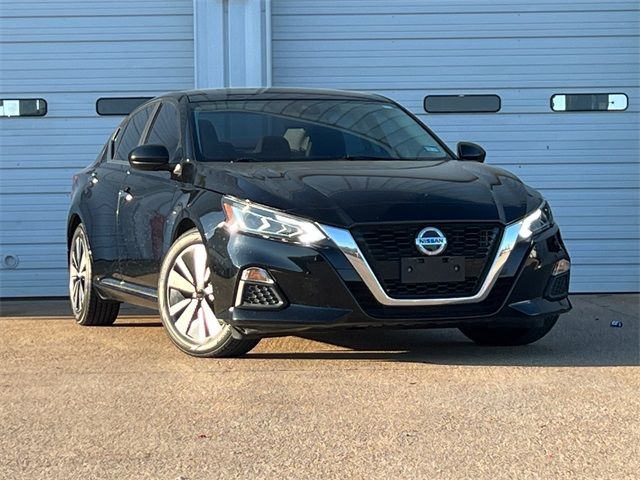 2021 Nissan Altima 2.5 SV