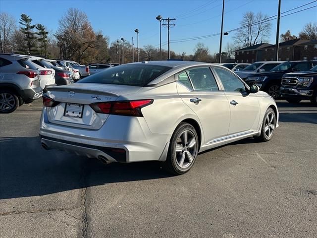 2021 Nissan Altima 2.5 SV