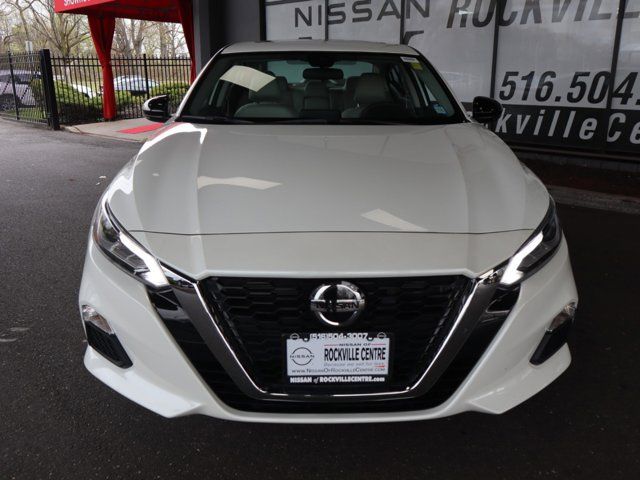 2021 Nissan Altima 2.5 SV