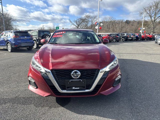 2021 Nissan Altima 2.5 SV