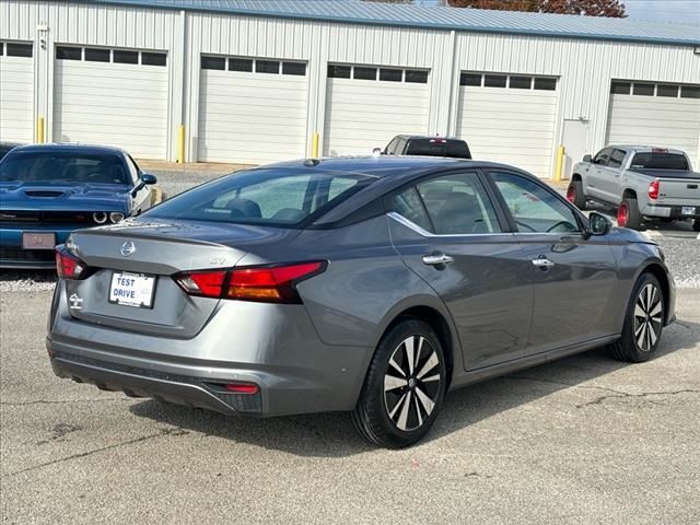 2021 Nissan Altima 2.5 SV