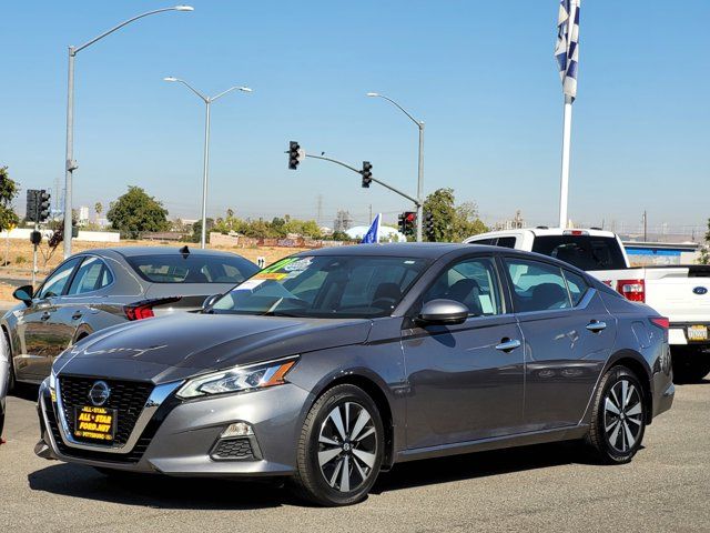 2021 Nissan Altima 2.5 SV