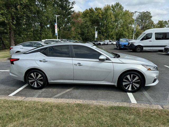 2021 Nissan Altima 2.5 SV