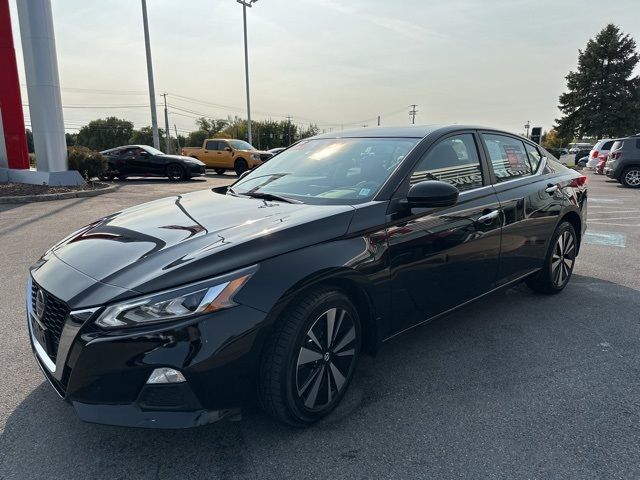 2021 Nissan Altima 2.5 SV