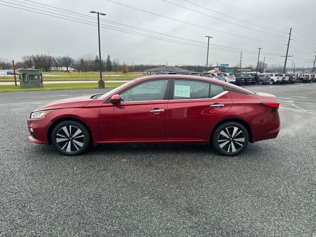 2021 Nissan Altima 2.5 SV