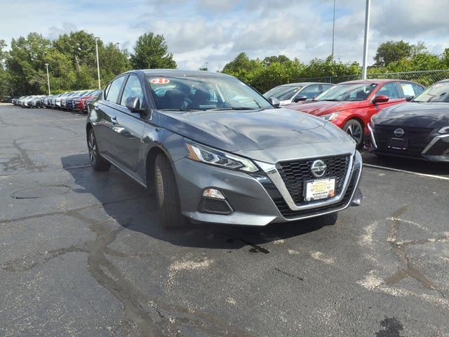 2021 Nissan Altima 2.5 SV