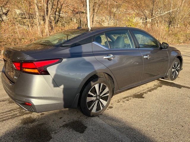 2021 Nissan Altima 2.5 SV