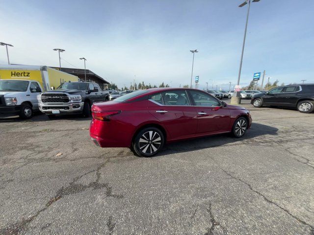 2021 Nissan Altima 2.5 SV