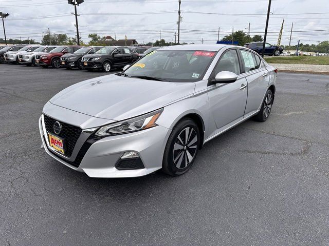 2021 Nissan Altima 2.5 SV