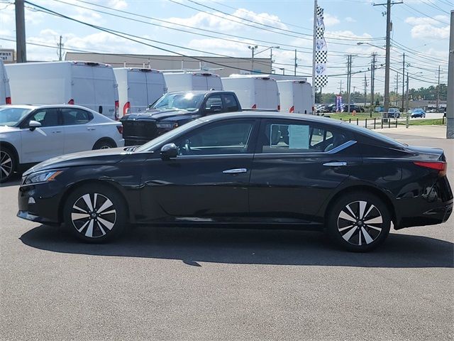 2021 Nissan Altima 2.5 SV