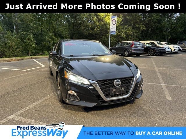 2021 Nissan Altima 2.5 SV