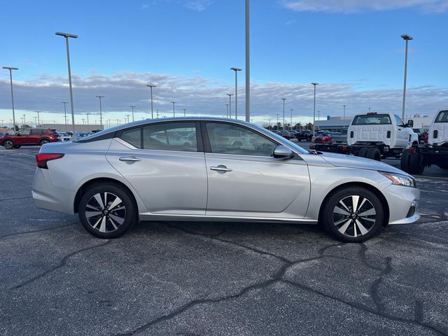 2021 Nissan Altima 2.5 SV