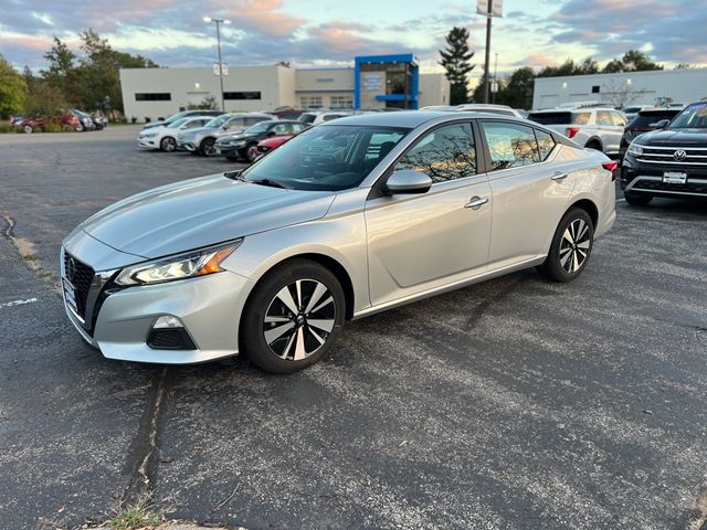 2021 Nissan Altima 2.5 SV