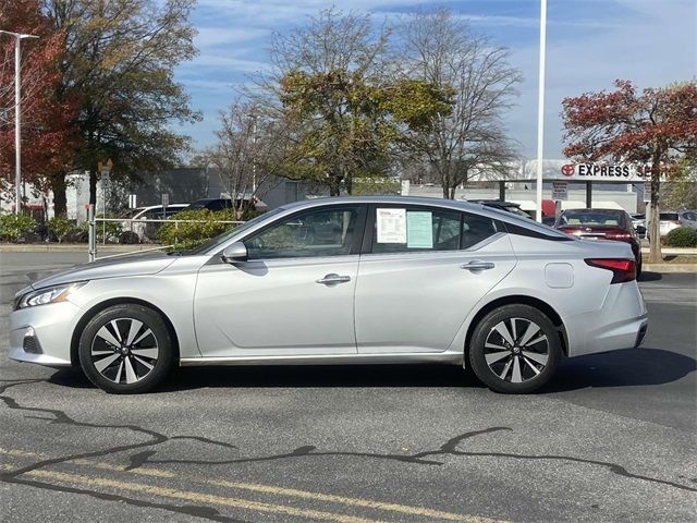 2021 Nissan Altima 2.5 SV