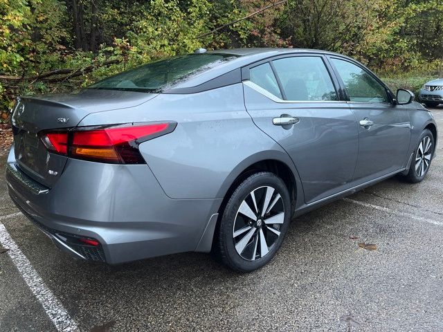 2021 Nissan Altima 2.5 SV