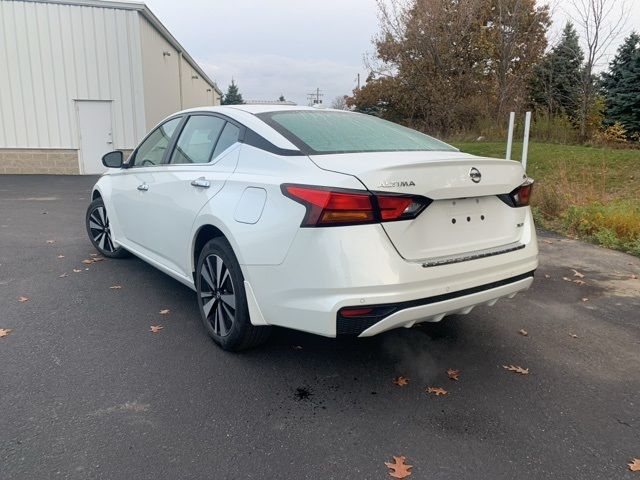 2021 Nissan Altima 2.5 SV