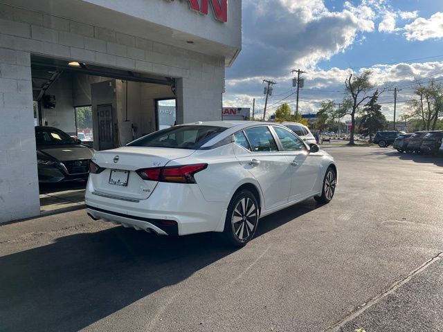 2021 Nissan Altima 2.5 SV