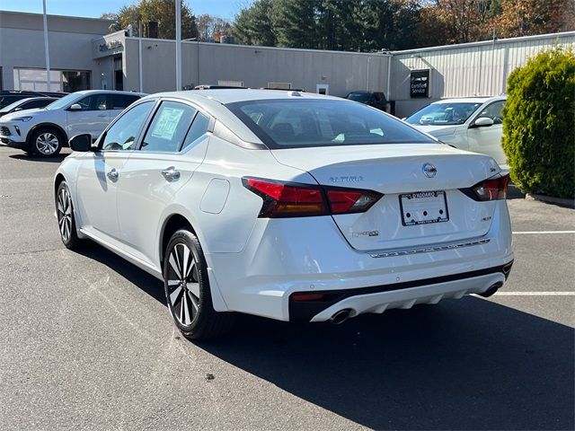 2021 Nissan Altima 2.5 SV