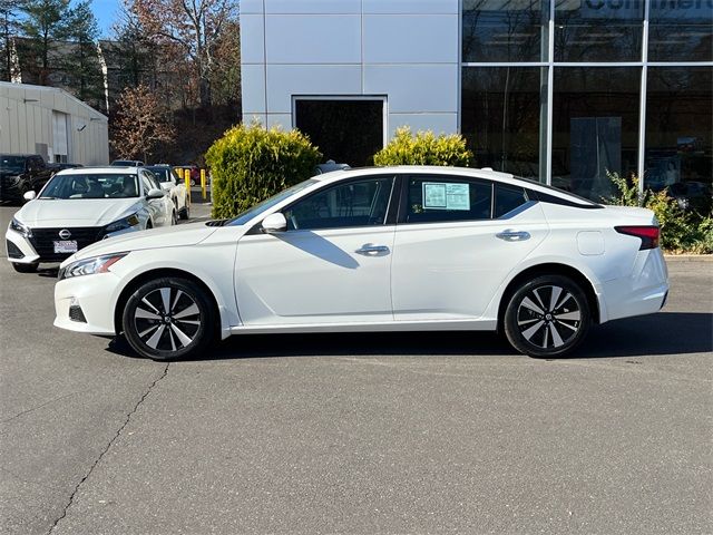 2021 Nissan Altima 2.5 SV