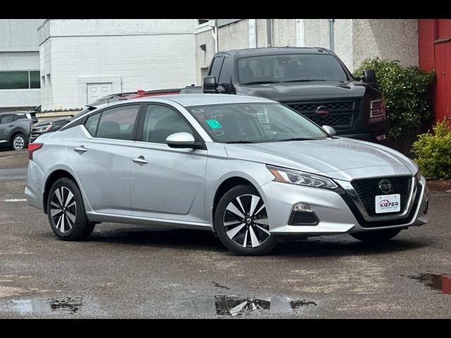 2021 Nissan Altima 2.5 SV